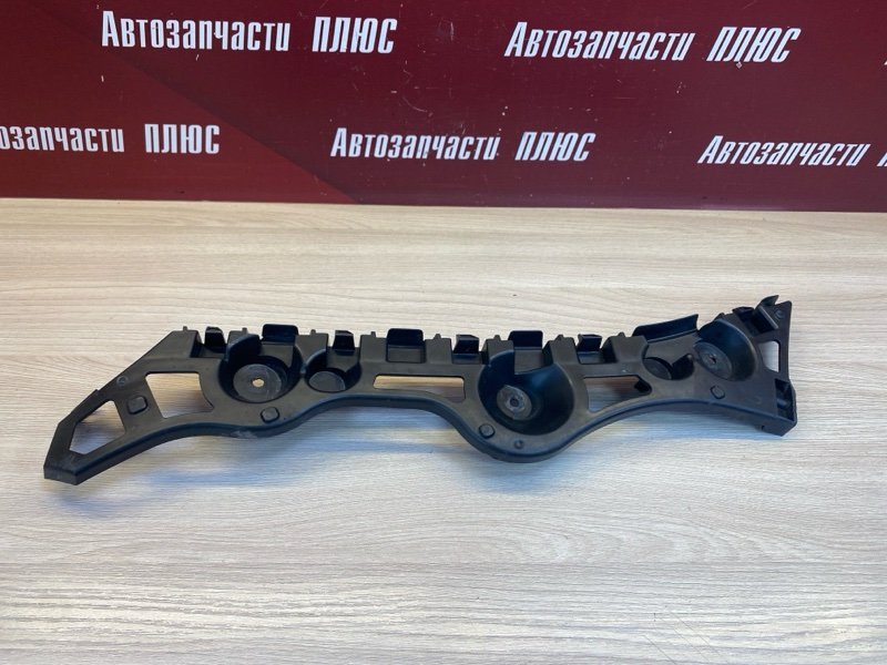 Кронштейн бампера