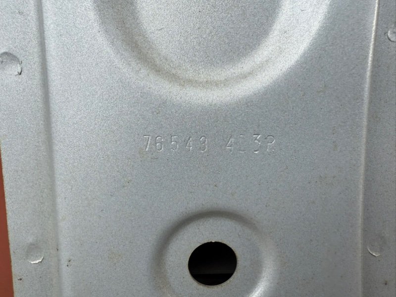 средняя стойка