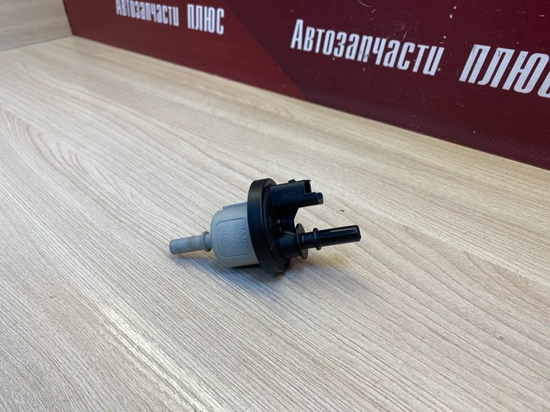 Клапан вентиляции топливного бака