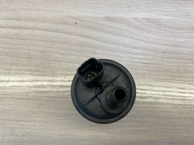 Клапан вентиляции топливного бака