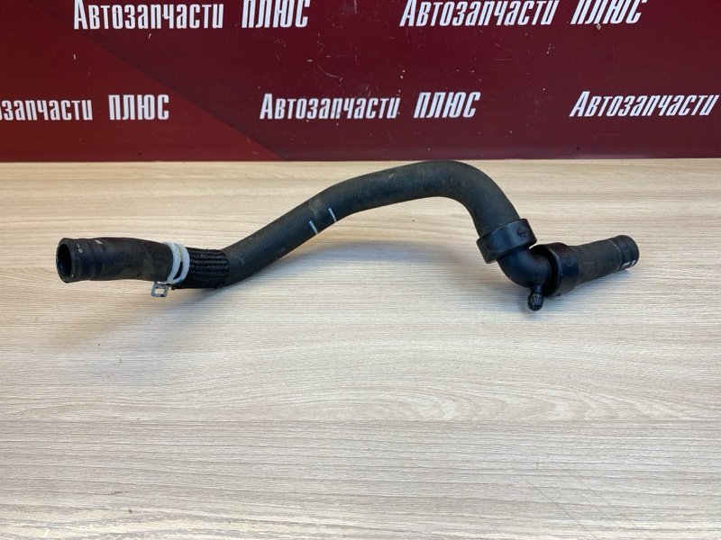 Патрубок радиатора