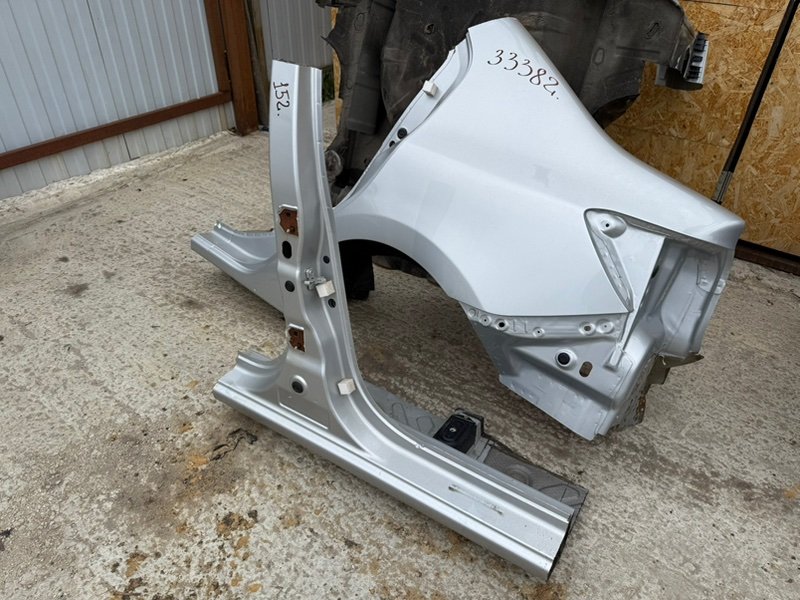 средняя стойка