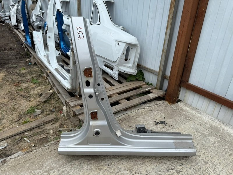 средняя стойка