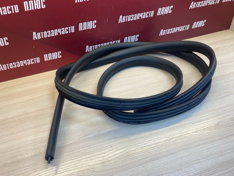 Уплотнитель      двери