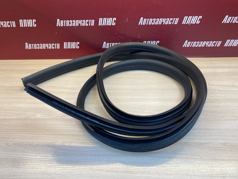 Уплотнитель      двери