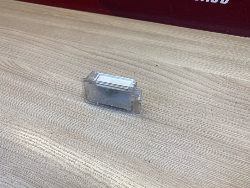 Плафон подсветки багажника