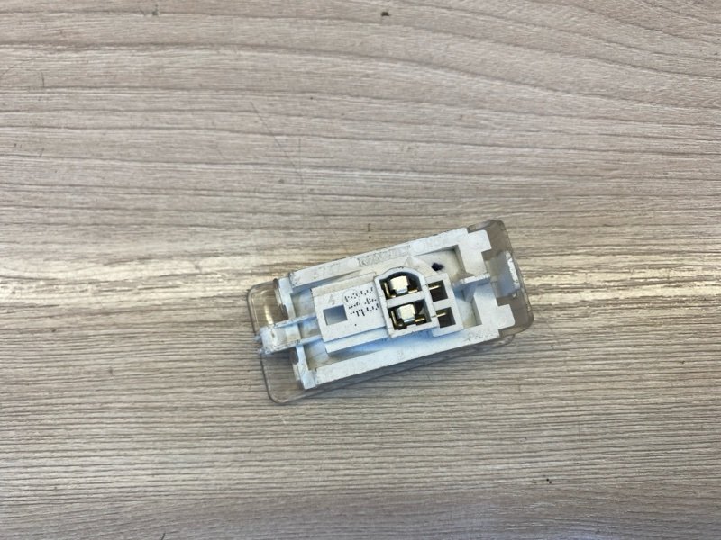 Плафон подсветки багажника