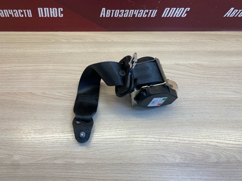 Ремень безопасности