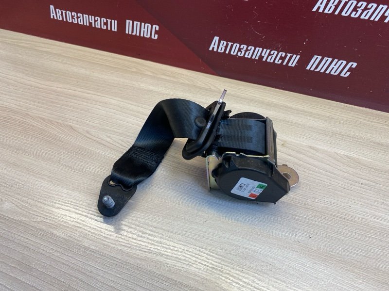 Ремень безопасности