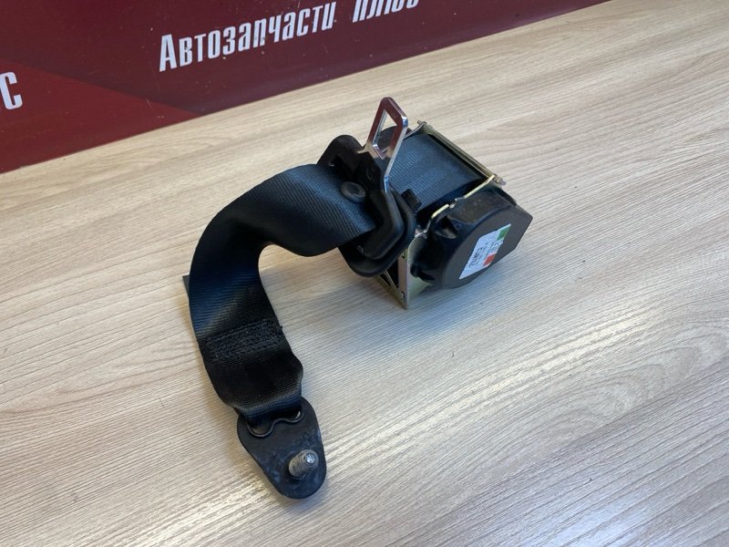 Ремень безопасности