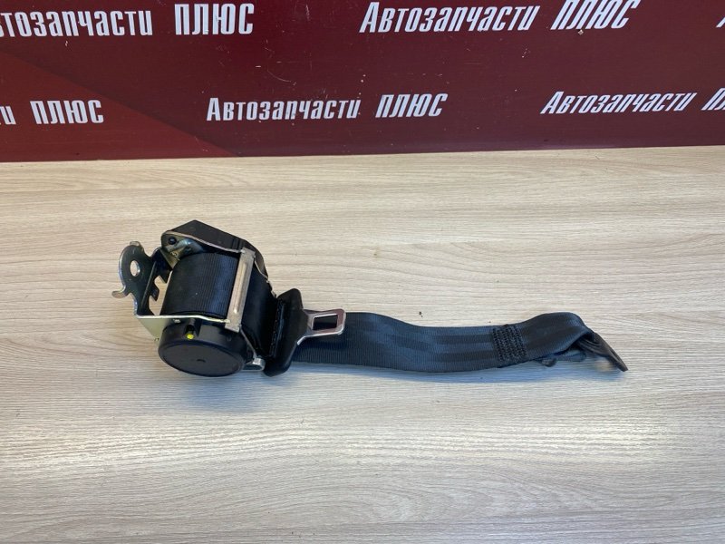 Ремень безопасности