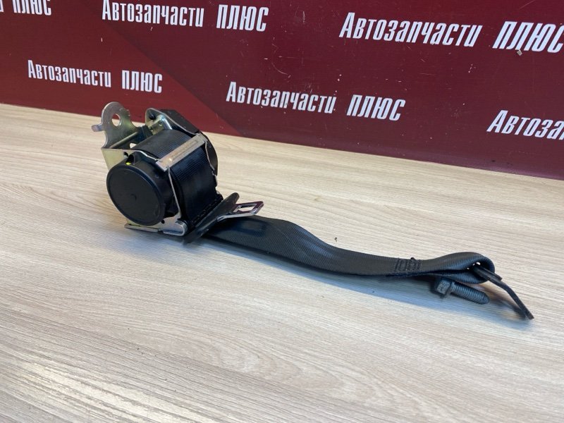 Ремень безопасности