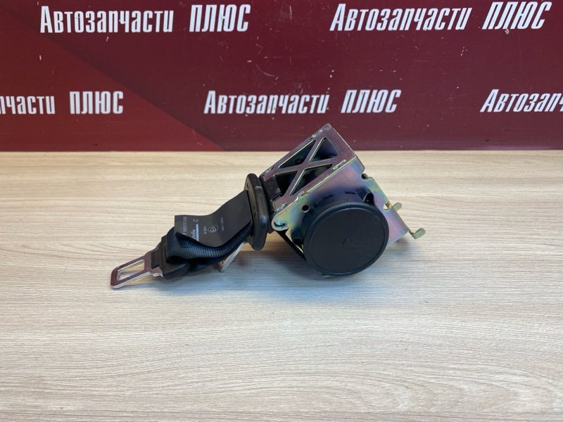 Ремень безопасности