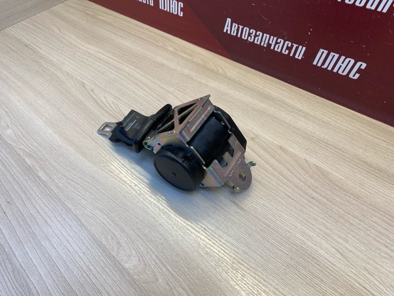 Ремень безопасности