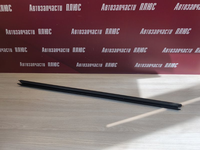 Уплотнитель стекла двери внутренний