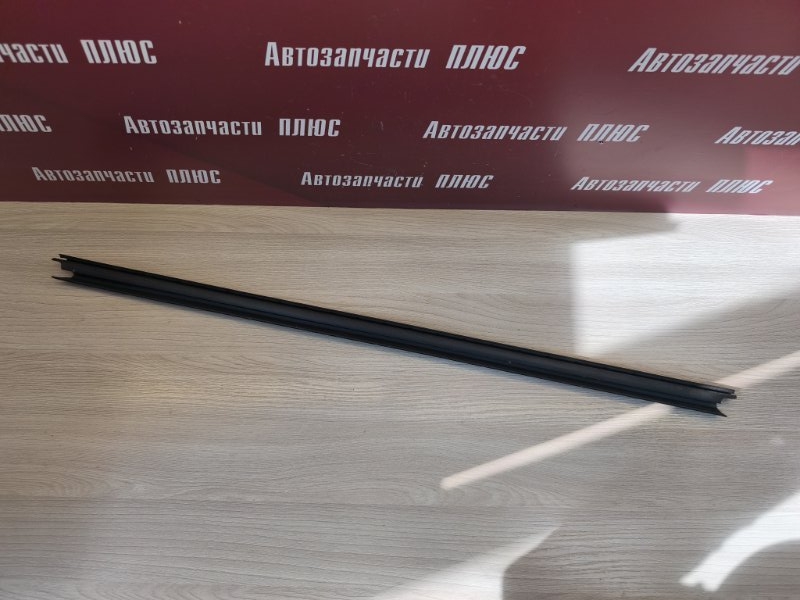 Уплотнитель стекла двери внутренний