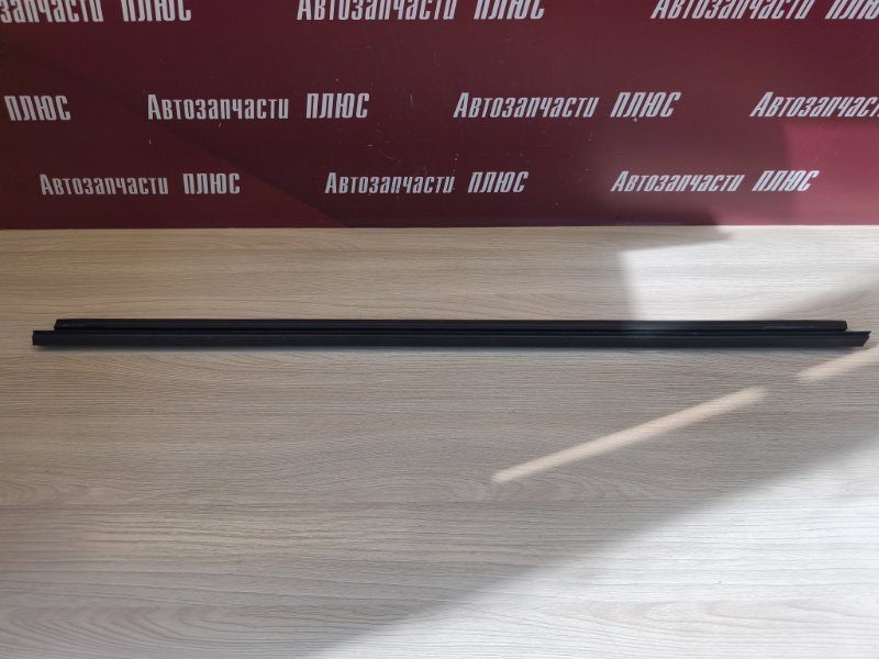 Уплотнитель стекла двери внутренний