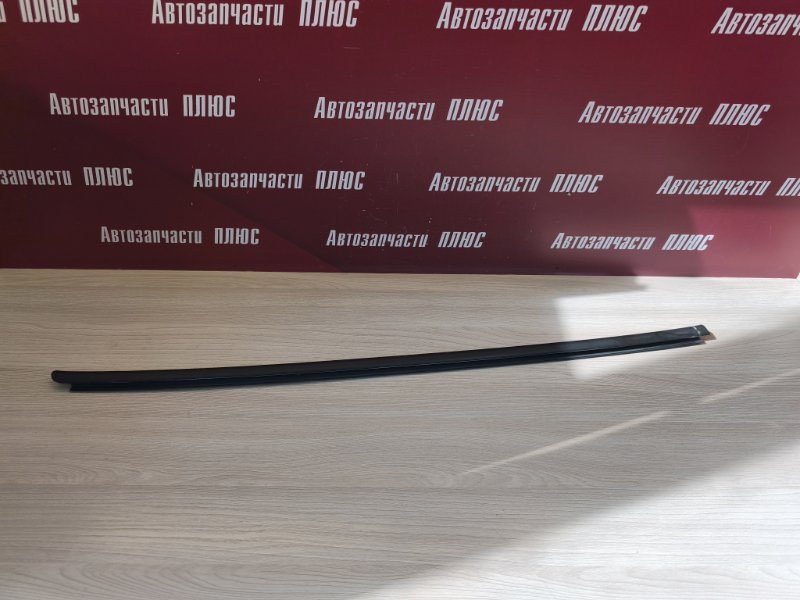 Уплотнитель стекла двери внешний