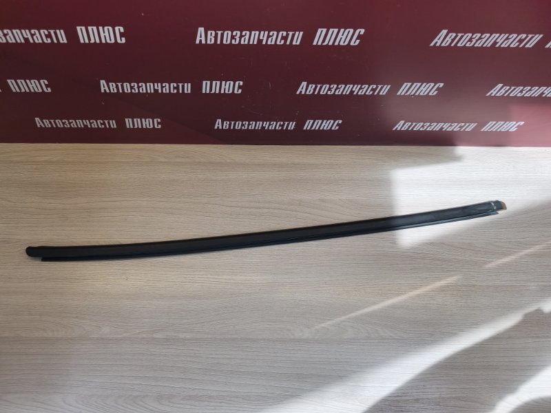 Уплотнитель стекла двери внешний