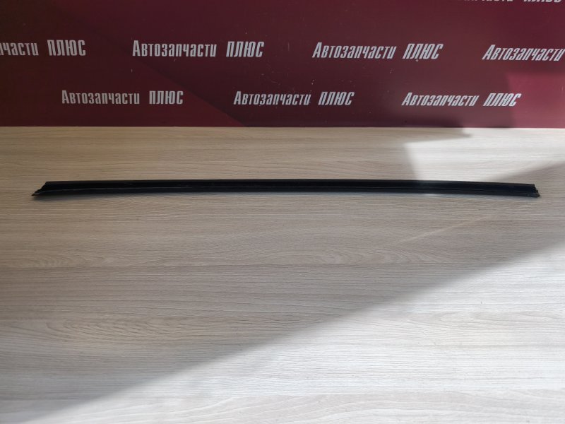 Уплотнитель стекла двери внешний