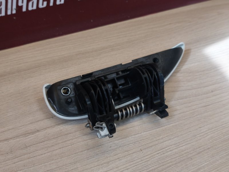 Ручка двери внешняя