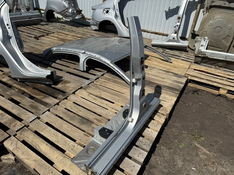 средняя стойка