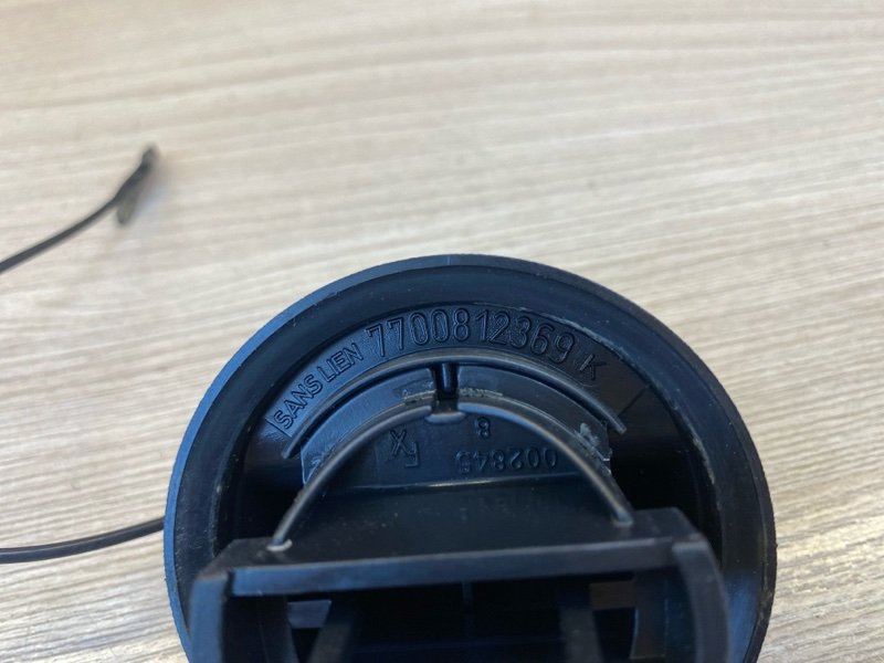 Крышка топливного бака