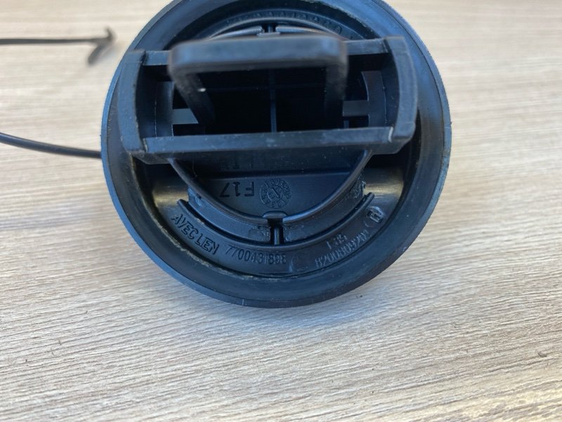 Крышка топливного бака