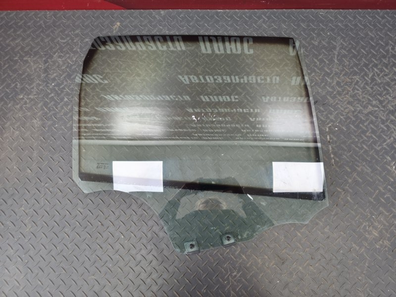 Стекло двери