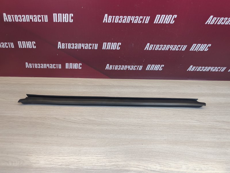 Уплотнитель стекла двери внутренний