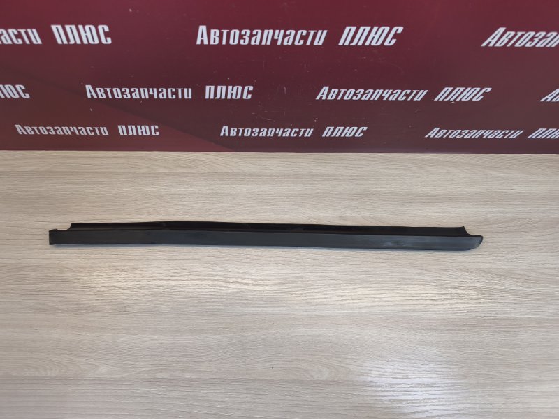 Уплотнитель стекла двери внешний