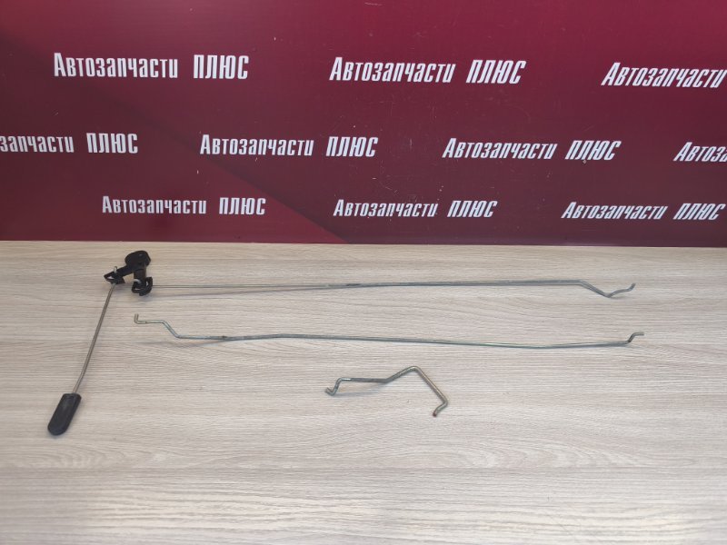 Тяга замка двери