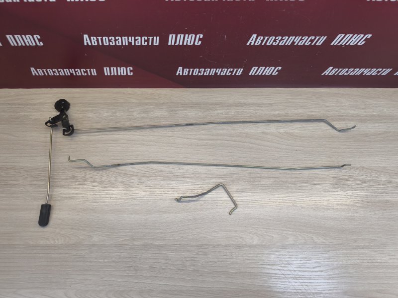 Тяга замка двери