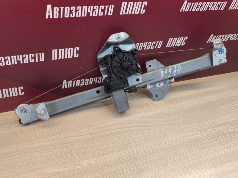 Стеклоподъемник    двери