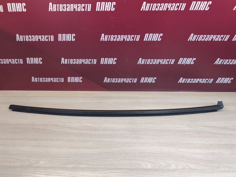 Уплотнитель стекла двери внешний