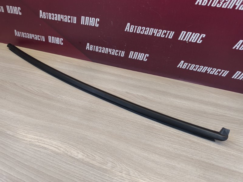 Уплотнитель стекла двери внешний