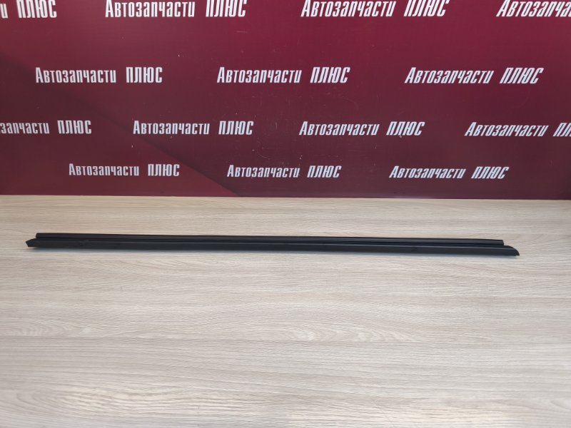 Уплотнитель стекла двери внутренний