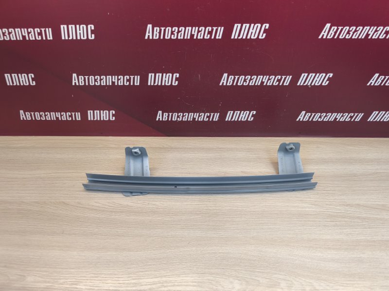 Направляющая стекла двери