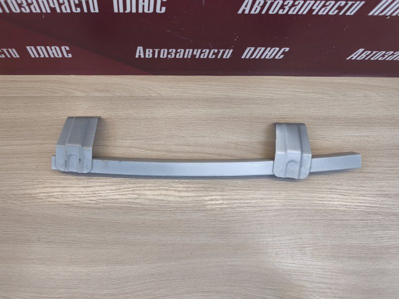 Направляющая стекла двери