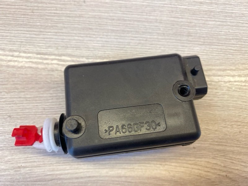 Привод замка багажника