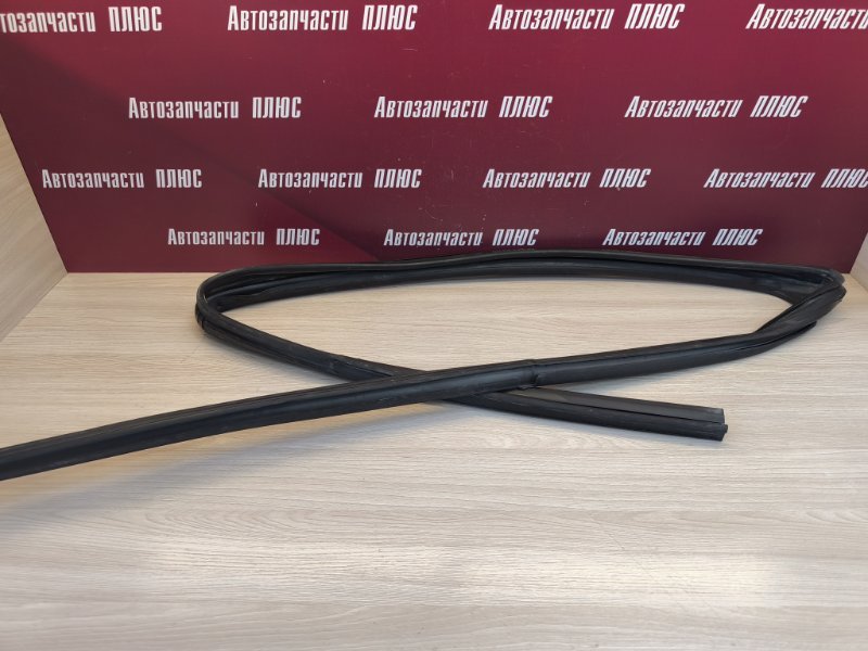 Уплотнитель стекла двери