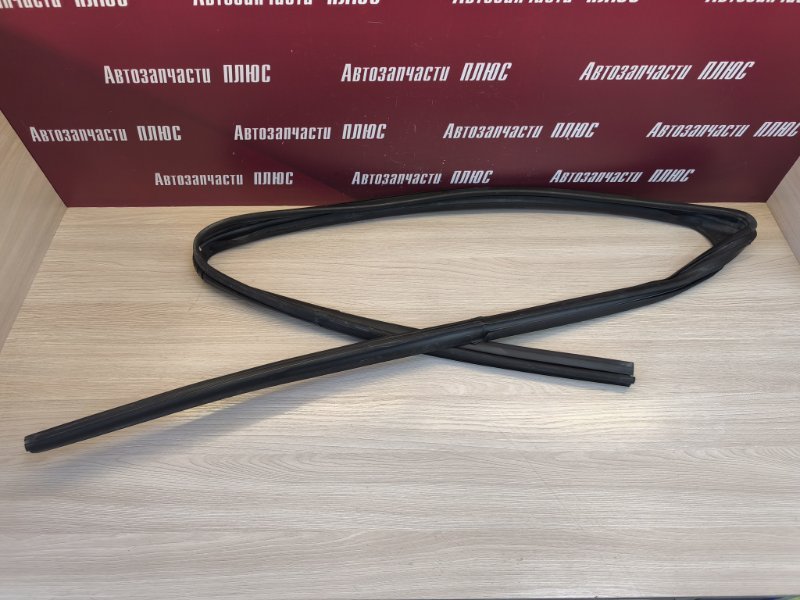 Уплотнитель стекла двери