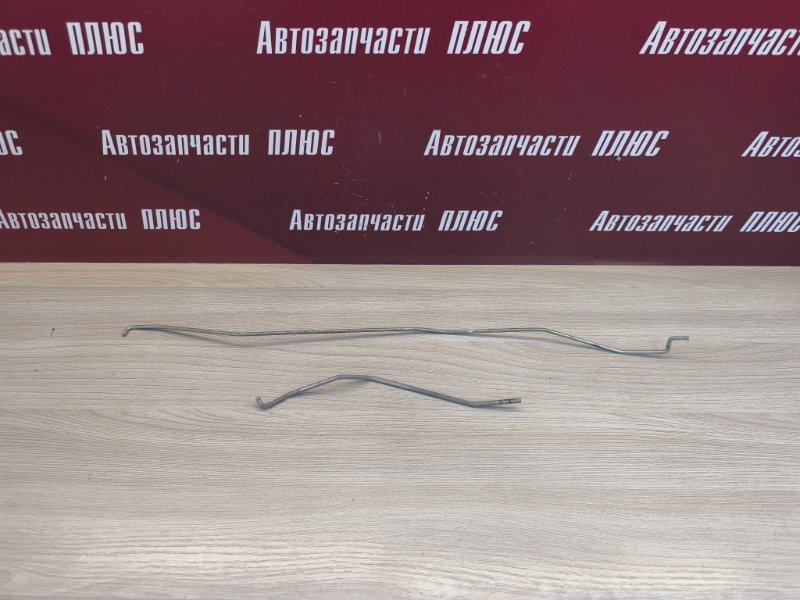 Тяга замка двери