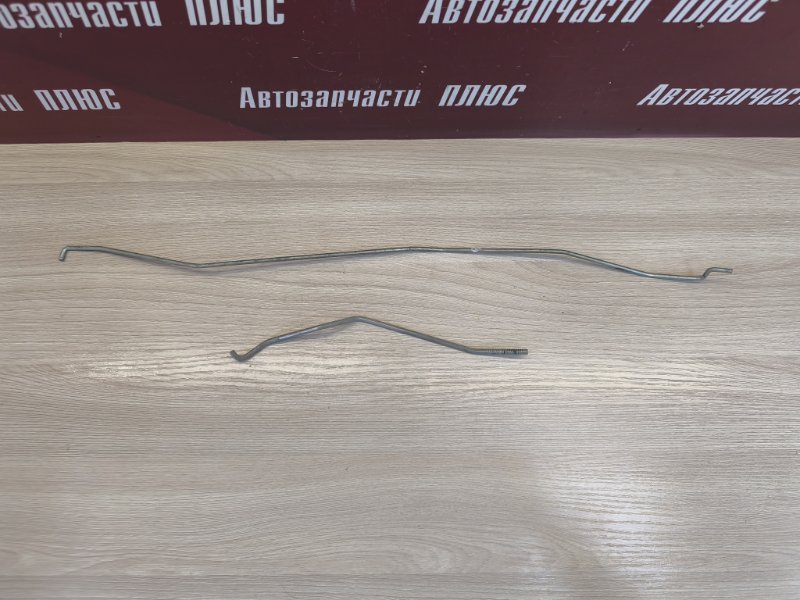 Тяга замка двери