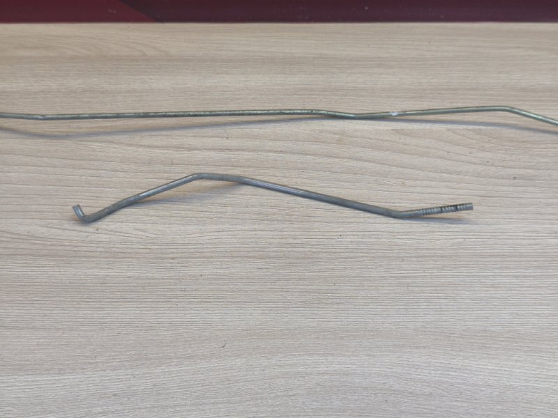 Тяга замка двери