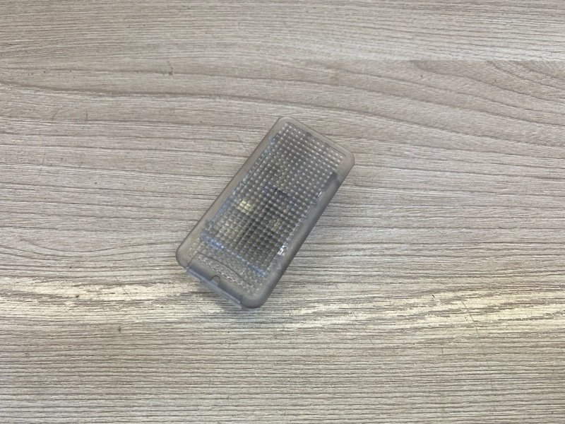 Плафон подсветки багажника