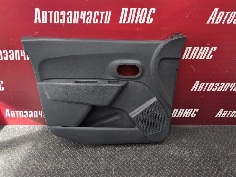 Обшивка боковой двери