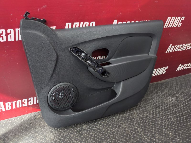 Обшивка боковой двери