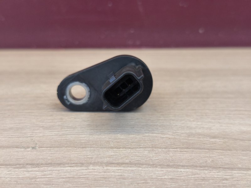 Датчик положения коленвала