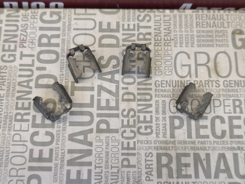 Кронштейн форсунки